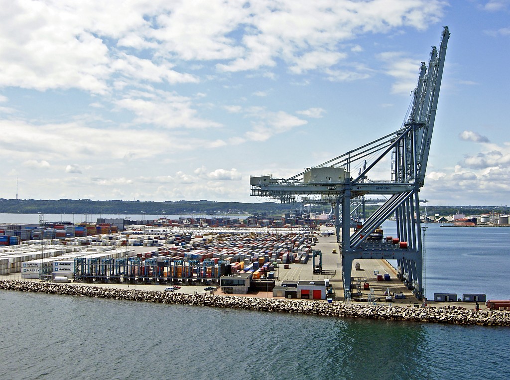 Containerterminal im Hafen von Aarhus (Dänemark)