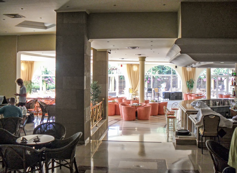 Hotel Kalithea Mare Palace (Rhodos) - Bar "Kalithea" im Hauptgebäude